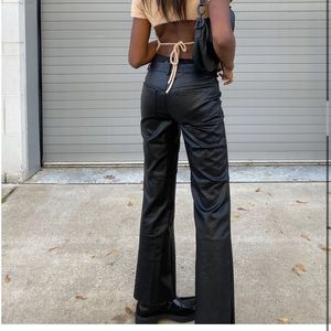 Leather pants WAY MORE FLATERING THAN THE MODEL!